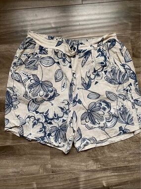 Francesca Bettini Linen Shorts
